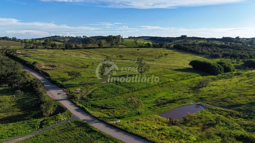 Área em Zona Rural, Bonfim